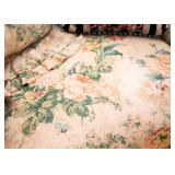 BUY IT NOW! Lot #318, Floral Upholstered Loveseat / 2-Seat Sofa (Cabbage Roses), $300