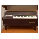 Vintage Magnus Electric Chord Organ