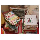 Table & Kitchen Linens