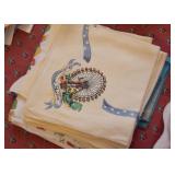 Table & Kitchen Linens