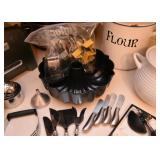 Kitchen Utensils & Gadgets, Baking Pans, Cookie Cutters