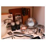 Cutlery, Kitchen Utensils & Gadgets