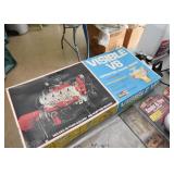 Visible V8 Operating Engine Model