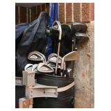Golf Clubs & Golf Bag Caddy / Cart