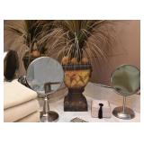 Vanity & Home Decor