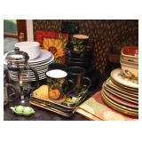 Dinnerware / Dishes