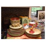 Dinnerware / Dishes