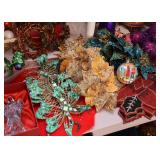 Christmas Ornaments & Decor