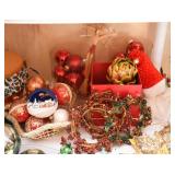 Christmas Ornaments & Decor