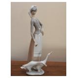 BUY IT NOW! $60 - Lladro (Woman with Geese)