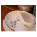 Harmony House Fine China Set (Fleur Pattern, Japan)