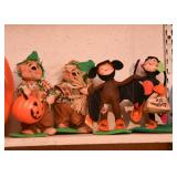 Fall & Halloween Decor