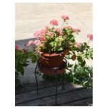 Metal Plant Stands & Planters