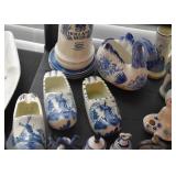 Delft / Blue & White Pottery / Collectibles