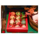 Christmas Ornaments & Decor