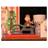 Christmas Ornaments & Decor