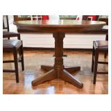 $200 - Round Pedestal Dining / Kitchen Table (One Extra Leaf Included)