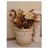 Home Decor - Flower Pot / Urn & Florals