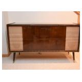Vintage Mid Century Grundig Stereo Cabinet Console (with turntable)