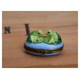 Limoges Pill Box (Pair of Frogs)