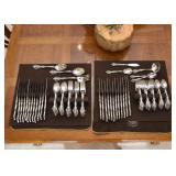 Oneida Flatware Set
