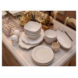 Dinnerware & Serving Platters
