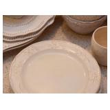 Dinnerware & Serving Platters