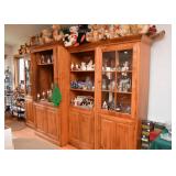 Entertainment Unit / Cabinet with Display Bookshelves