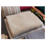 Bed Linens / Blankets