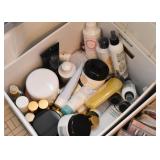 Cosmetics (Clinique, L