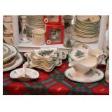 Spode Christmas Tree Dinnerware / Dishes & Accessories