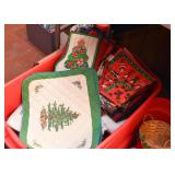 Tablecloths, Napkins, Placemats, Table Linens