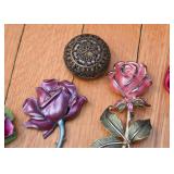 Brooches / Pins