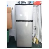 Magic Chef Mini Refrigerator / Freezer