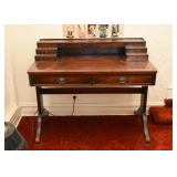 Traditional Desk / Secretary