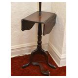 Drop Leaf Side Table with Lamp (needs repair)