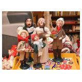 Christmas Decor - Carolers 