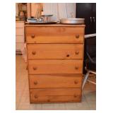 Pine Dresser / Bureau / 5-Drawer Chest