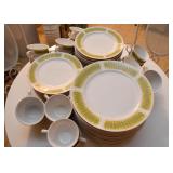 Vintage Dinnerware / Dishes