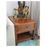 Vintage End Table with 1 Drawer by Hekman