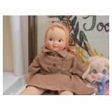 Vintage Dolls, Figurines