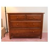 Chest of Drawers / Dresser (Ethan Allen)