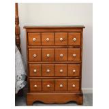 Country Style Chest of Drawers (White Knobs)