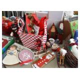 Christmas Ornaments & Decor