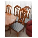 Set of 5 Dining Chairs (2 Captain