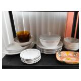 Franciscan Dinnerware Set (Merry-Go-Round Pattern)