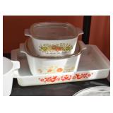 Pyrex Friendship Pattern Baker, Vintage Casseroles & Baking Dishes