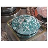 Green & White Swirl Dutch Oven