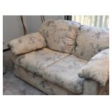 2-Seat Sofa / Loveseat