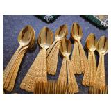 Cellini Romanesque Flatware (Gold)